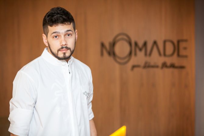 Fotos do Restaurante Nomade, pratos e do Chef Lênin para a Revista Bom Gourmet. Na foto: Lienin Palhano. Local: Hotel Nomaa. Rua Gutemberg, 168.